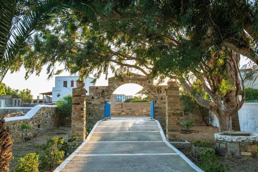 Ferienwohnung Θἔρως Tínos Exterior foto