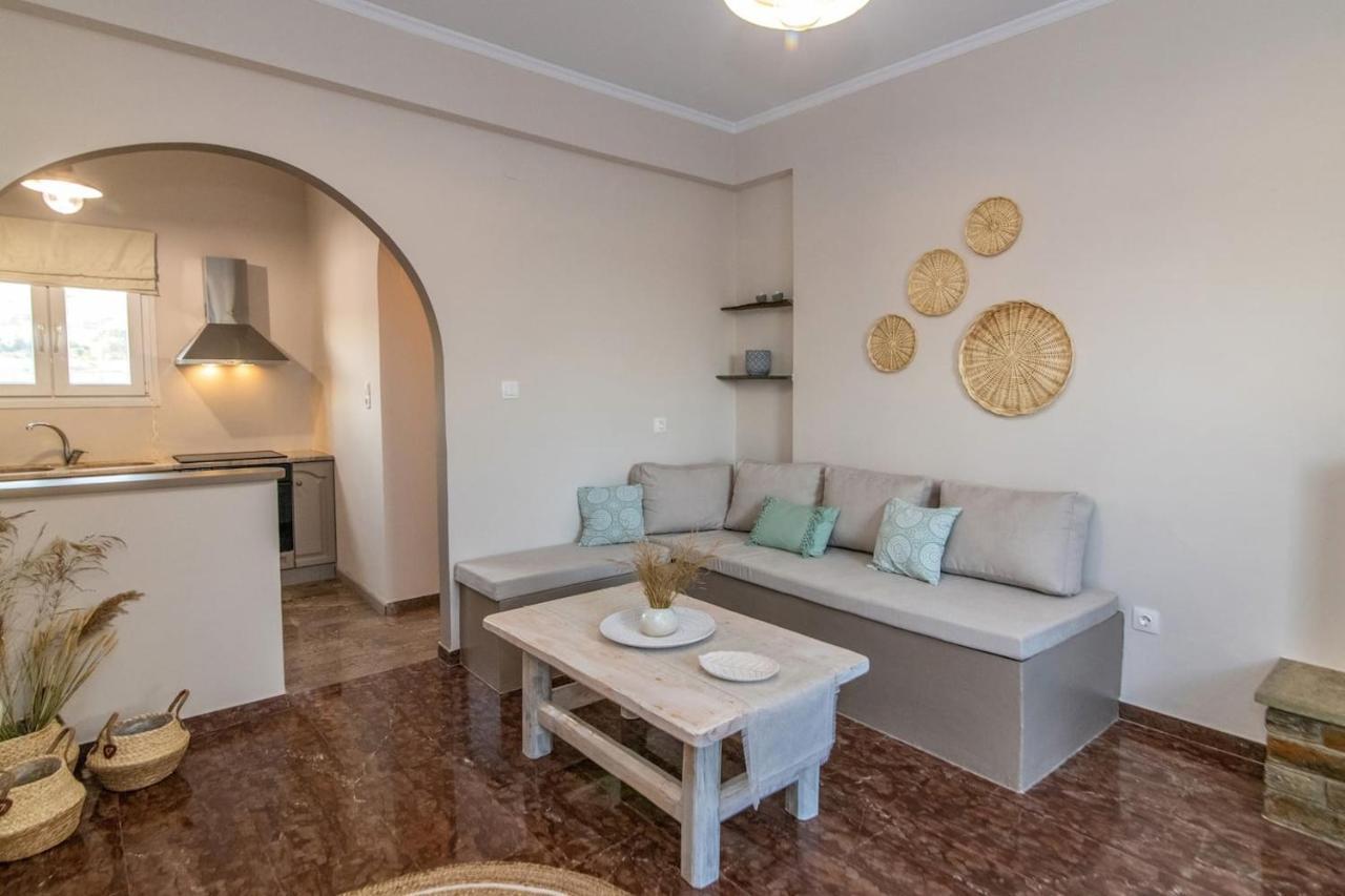 Ferienwohnung Θἔρως Tínos Exterior foto