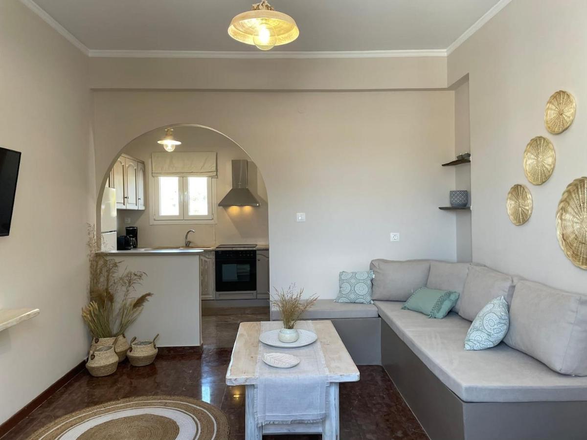 Ferienwohnung Θἔρως Tínos Exterior foto