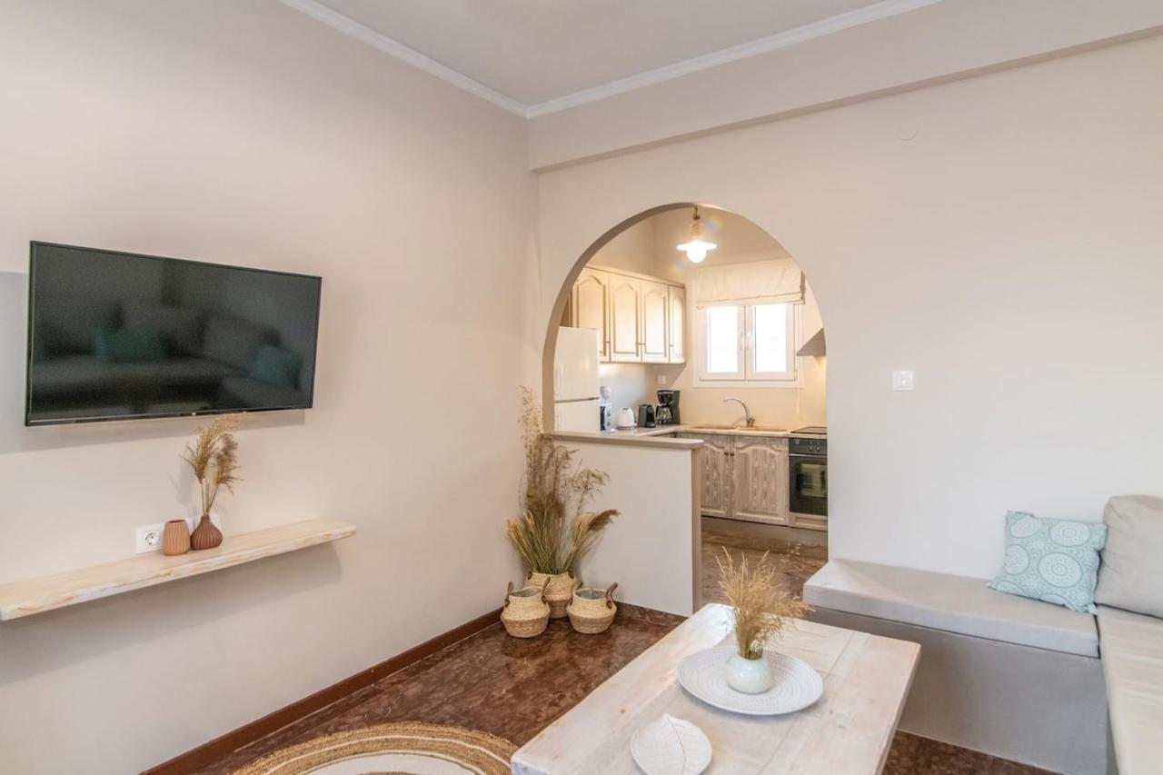 Ferienwohnung Θἔρως Tínos Exterior foto