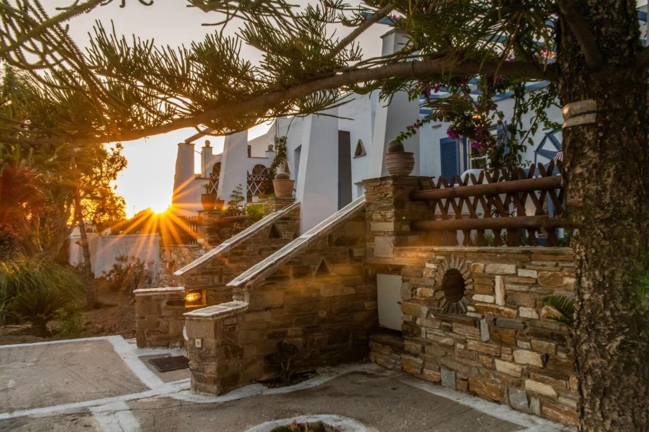 Ferienwohnung Θἔρως Tínos Exterior foto