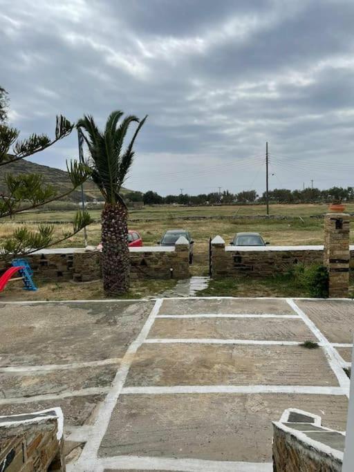 Ferienwohnung Θἔρως Tínos Exterior foto